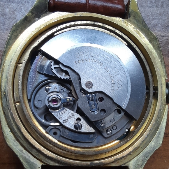 Vintage Gruen 25 jewel Autowind Watch - Picture 5 of 5